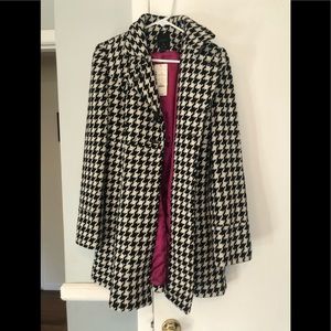 Women’s Express coat brand new